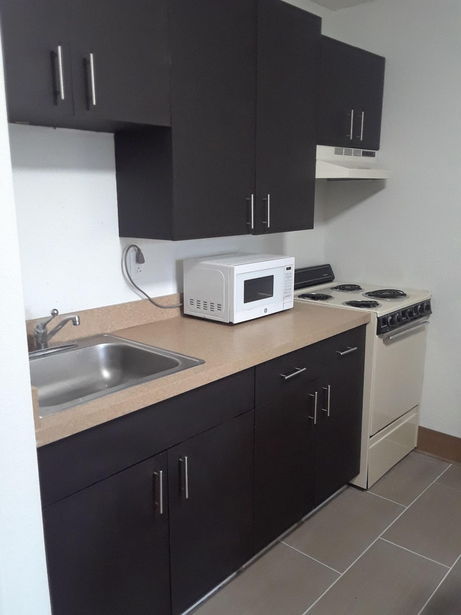 Welcome Suites Hazelwood Extended Stay Hotel Eksteriør bilde